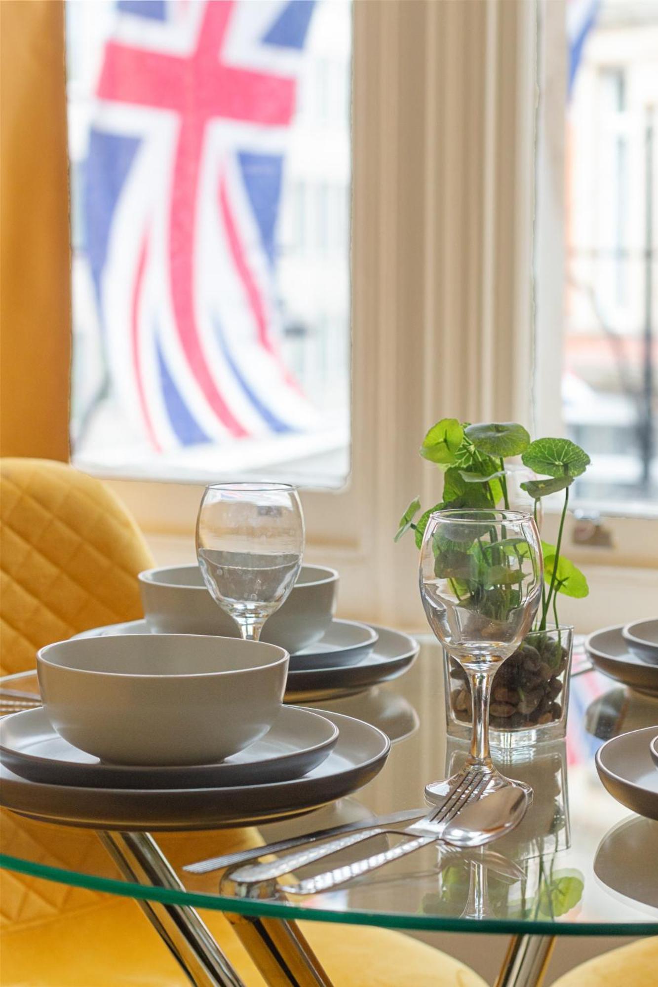 Oxford Street Chic Retreat - Unparalleled Elegance And Urban Comfort! Gc1 Londen Buitenkant foto