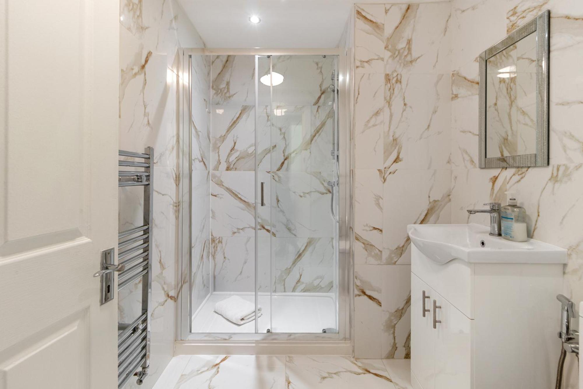 Oxford Street Chic Retreat - Unparalleled Elegance And Urban Comfort! Gc1 Londen Buitenkant foto